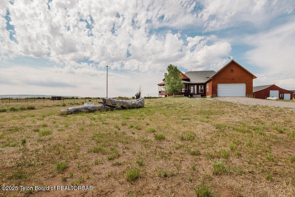 44 Glacier Road Pinedale, WY 82941 - Photo 2 of 44 Front of Home