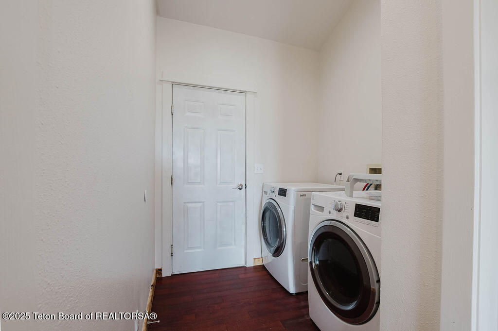 44 Glacier Road Pinedale, WY 82941 - Photo 21 of 44 Laundry