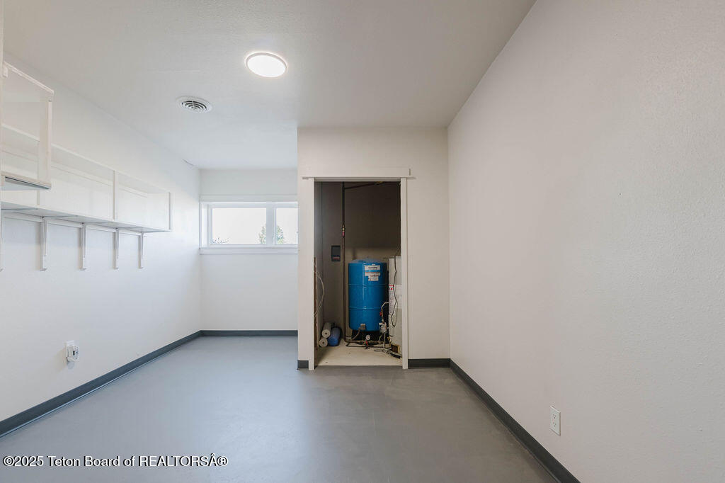 44 Glacier Road Pinedale, WY 82941 - Photo 29 of 44 Possible Office or Craft Room