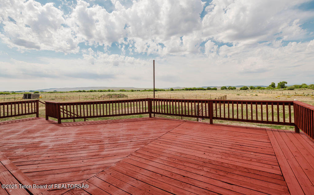 44 Glacier Road Pinedale, WY 82941 - Photo 41 of 44 Perfect for Entertaining