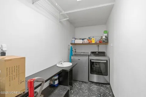 $699,000 | 17 Sugar Bush Road, Howell, NJ 07731