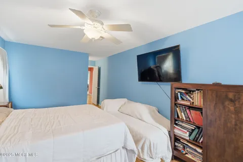 $699,000 | 17 Sugar Bush Road, Howell, NJ 07731