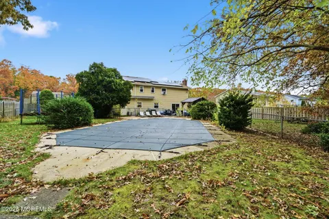 $699,000 | 17 Sugar Bush Road, Howell, NJ 07731