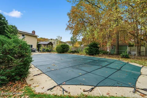 $699,000 | 17 Sugar Bush Road, Howell, NJ 07731