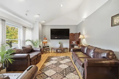 $699,000 | 17 Sugar Bush Road, Howell, NJ 07731