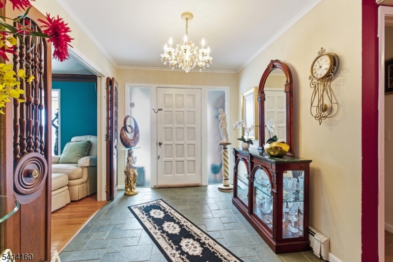 25 Ruth Drive Wantage, NJ 07461 - Photo 3 of 33