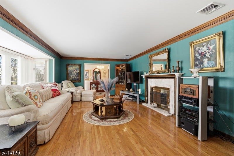 25 Ruth Drive Wantage, NJ 07461 - Photo 6 of 33