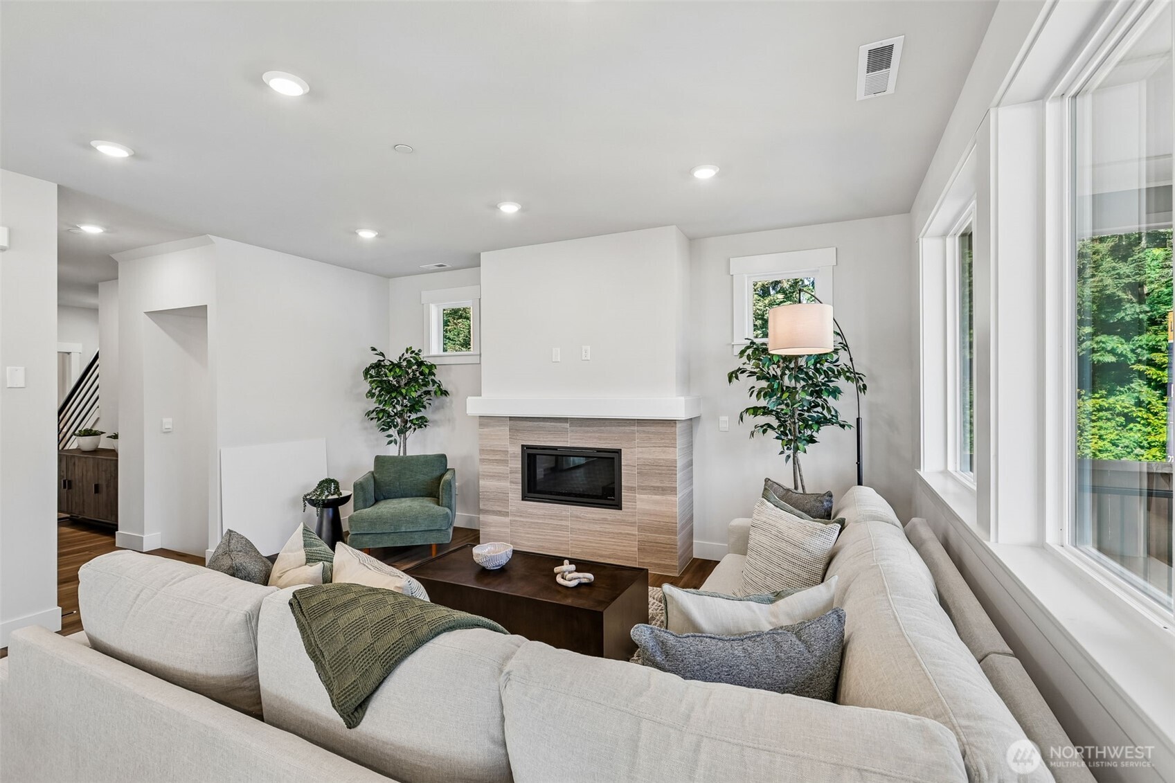 306 182nd Place Southeast Bothell, WA 98012 - Photo 6 of 28