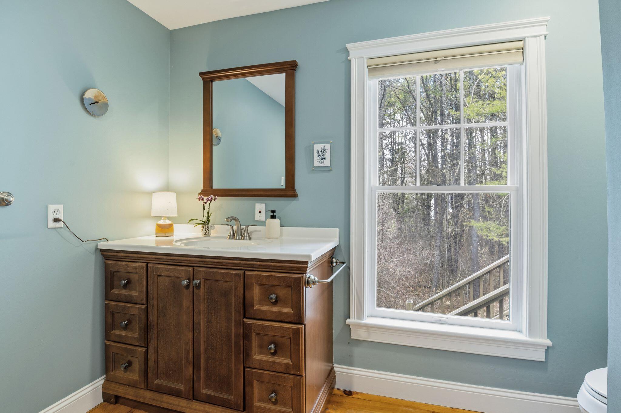 18 Glenview Road Freeport, ME 04032 - Photo 32 of 52 First Floor Bathroom