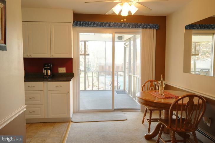 127 Brent Road Arnold, MD 21012 - Photo 11 of 22 Dining Room
