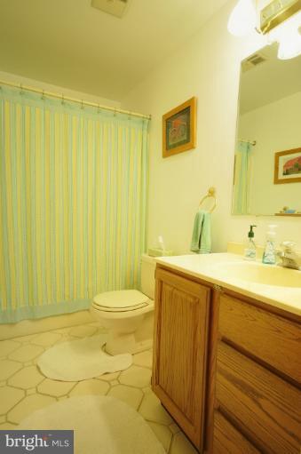 127 Brent Road Arnold, MD 21012 - Photo 16 of 22 Bath