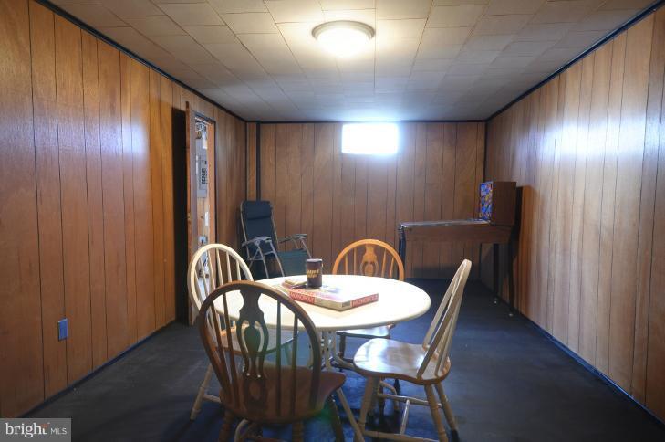 127 Brent Road Arnold, MD 21012 - Photo 10 of 22 Basement card room