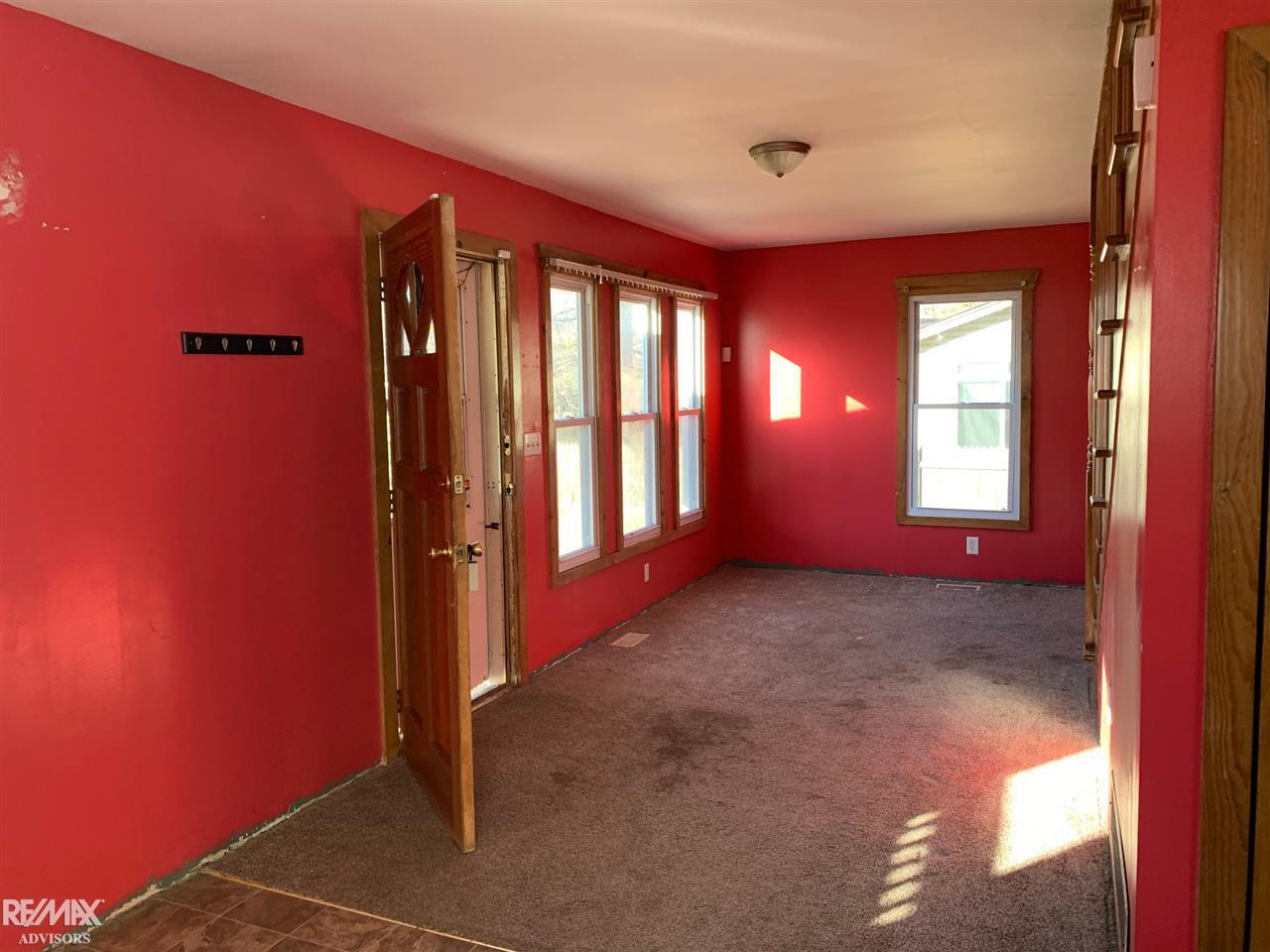 4560 Taft Road Algonac, MI 48001 - Photo 3 of 24 50028491-2.JPG