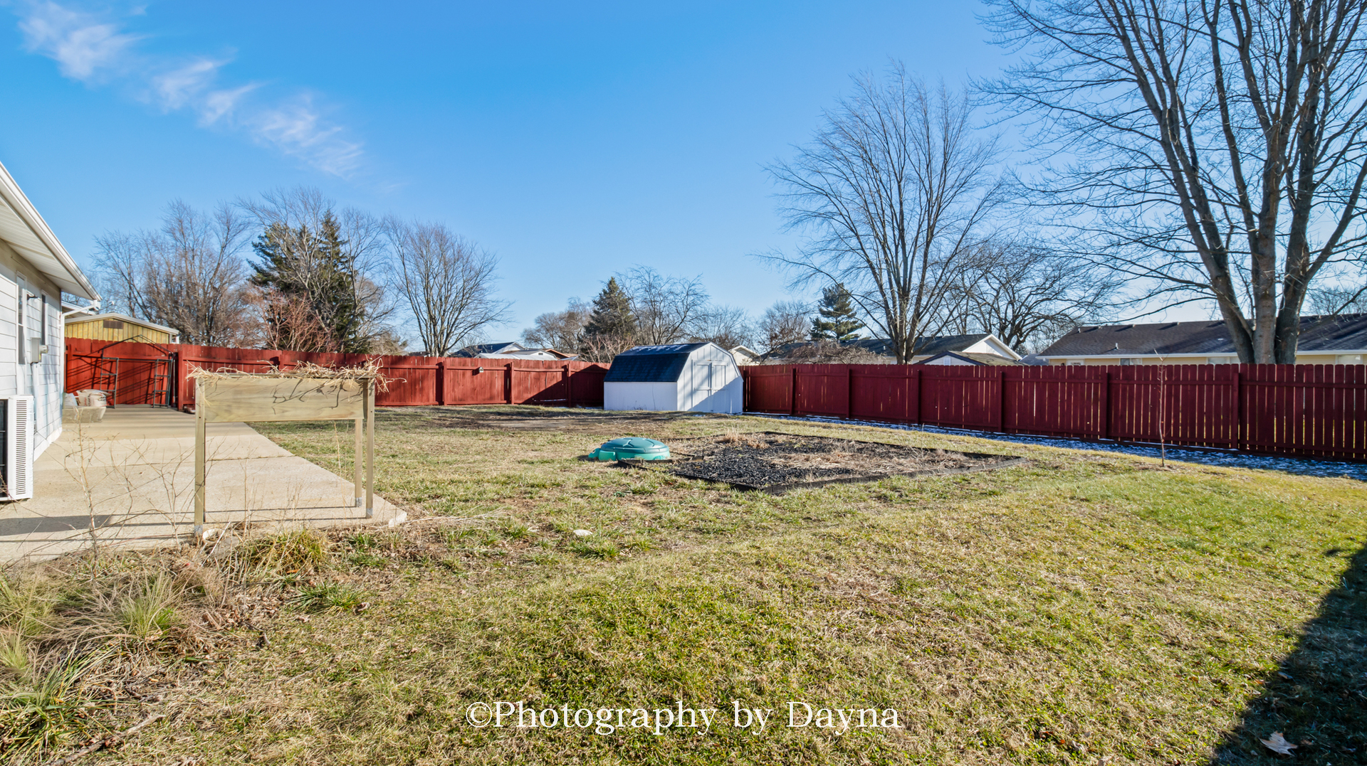 711 Sycamore Street Watseka, IL 60970 - Photo 21 of 21 a view of backyard with green space