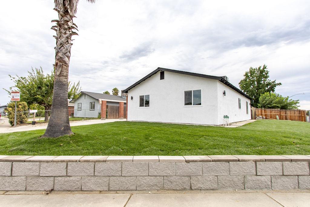 5112 Clark Street Keyes, CA 95328 - Photo 2 of 29