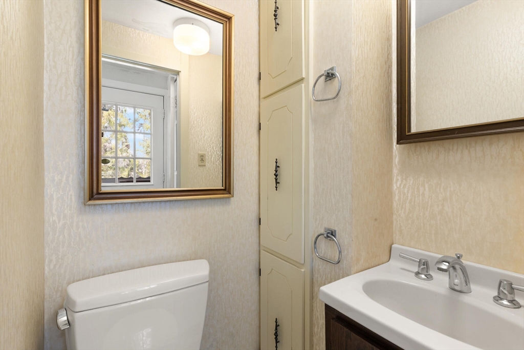 42 Glendale Road Sharon, MA 02067 - Photo 24 of 42