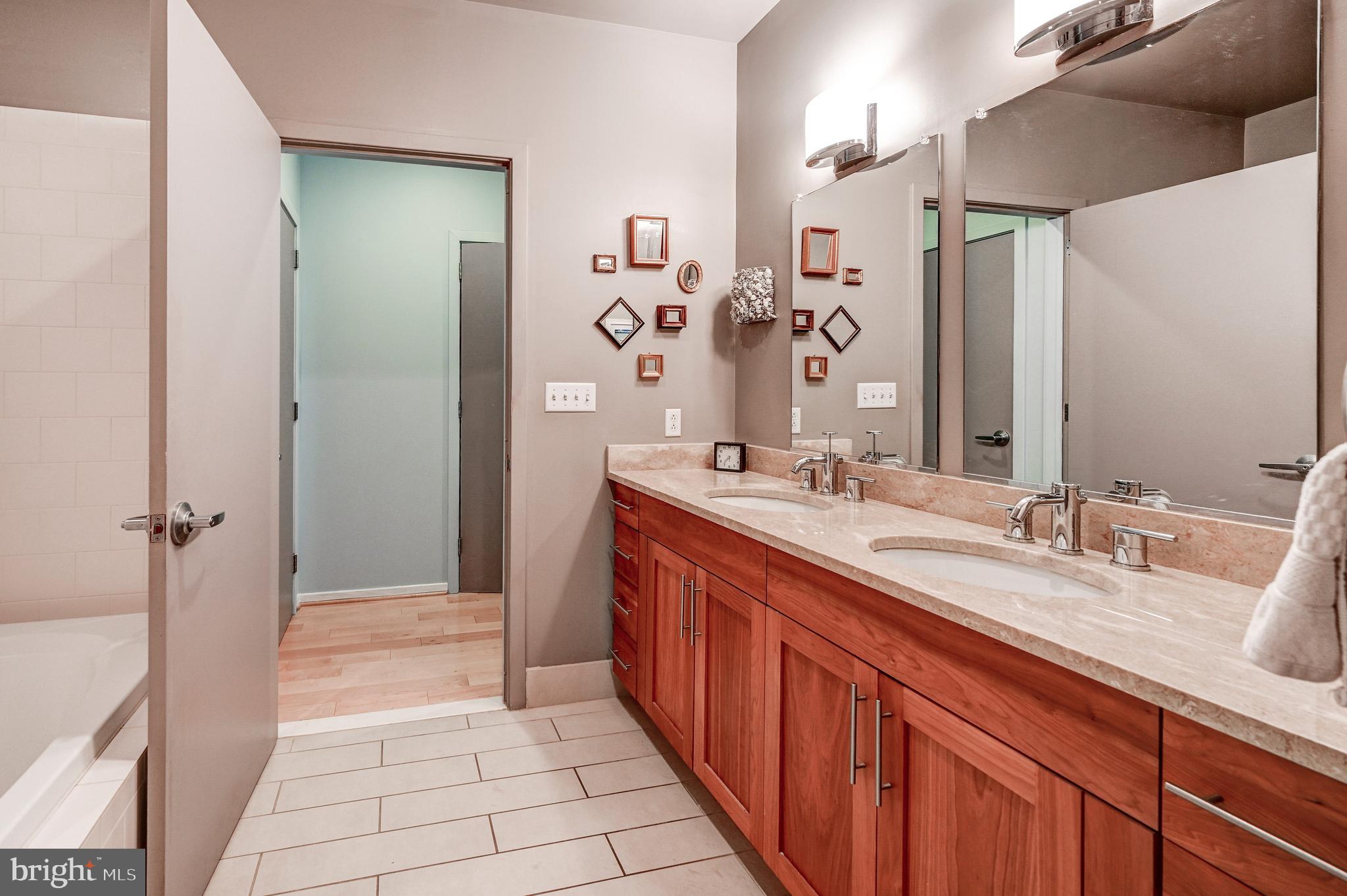 1200 Steuart Street, Unit 1015 Baltimore, MD 21230 - Photo 24 of 40