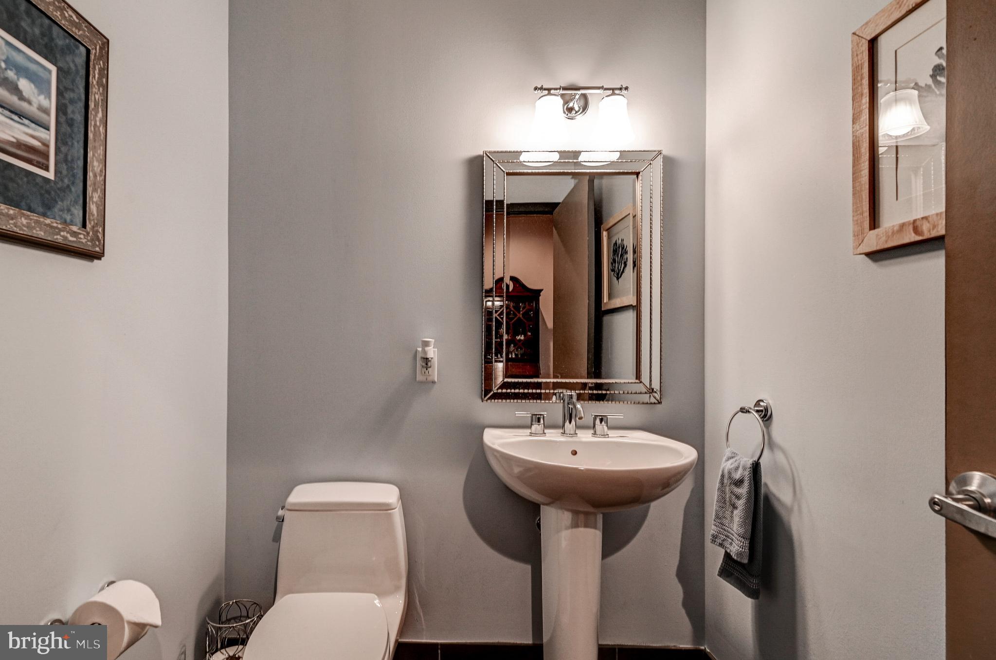 1200 Steuart Street, Unit 1015 Baltimore, MD 21230 - Photo 4 of 40 Pwdr Room