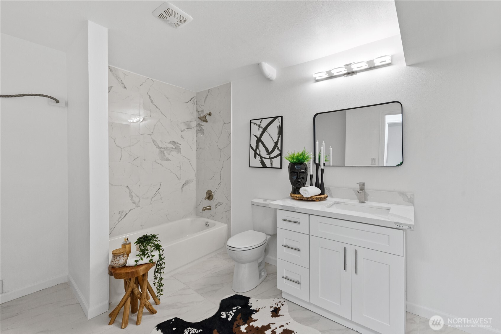 23737 Redmond-Fall City Road Northeast Redmond, WA 98053 - Photo 15 of 37 Gallery Image 15