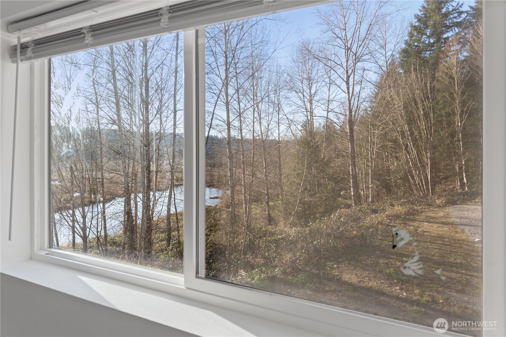 23737 Redmond-Fall City Road Northeast Redmond, WA 98053 - Photo 33 of 37 Gallery Image 33