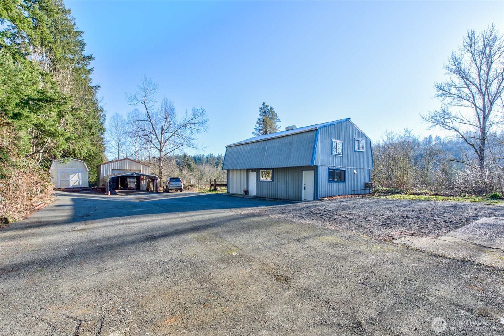 23737 Redmond-Fall City Road Northeast Redmond, WA 98053 - Photo 34 of 37 Gallery Image 34