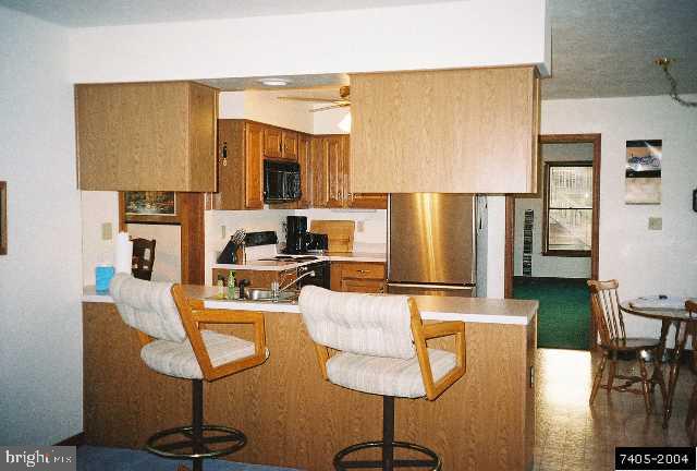 705 Woodside Road, Unit 203 York, PA 17406 - Photo 6 of 9 Gallery Image 6