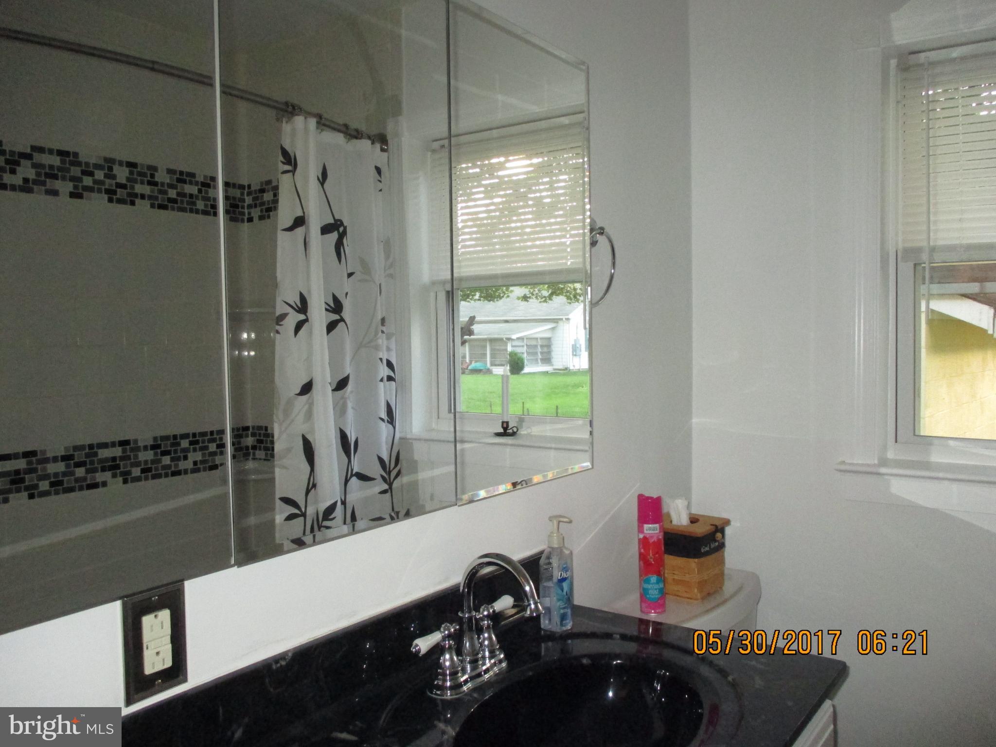 11232 Hollywood Road Hagerstown, MD 21740 - Photo 13 of 26 Bath