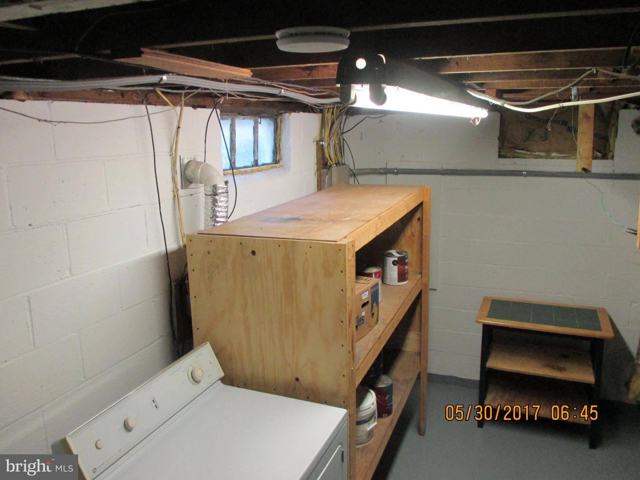 11232 Hollywood Road Hagerstown, MD 21740 - Photo 17 of 26 WASHER & DRYER INCLUDED