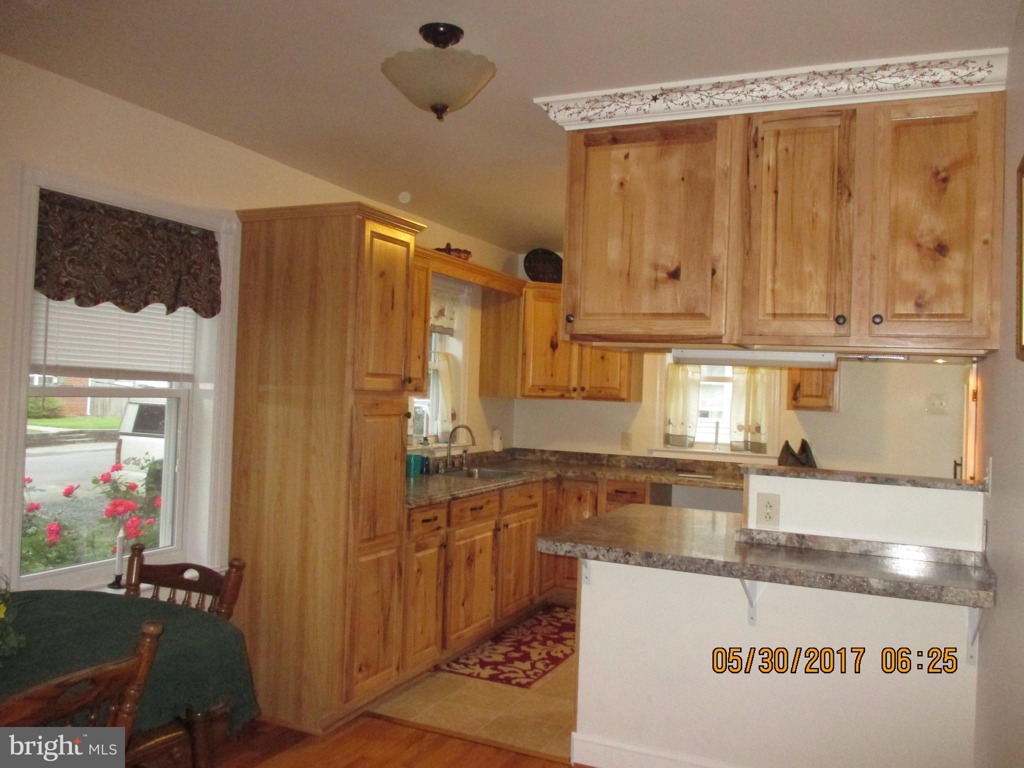11232 Hollywood Road Hagerstown, MD 21740 - Photo 6 of 26 SMALL BAR