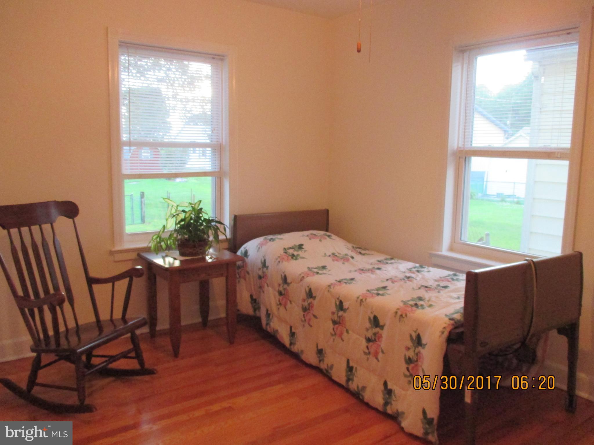 11232 Hollywood Road Hagerstown, MD 21740 - Photo 10 of 26 HARD WOOD FLOORS