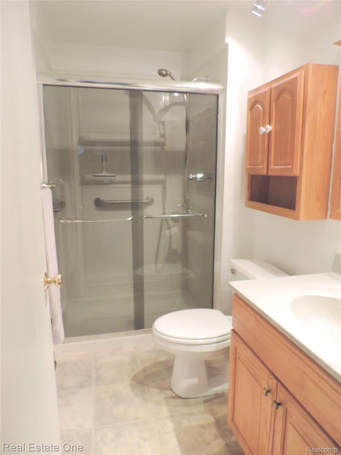 42533 Proctor Road Canton, MI 48188 - Photo 17 of 28 1-DSCN0845.JPG