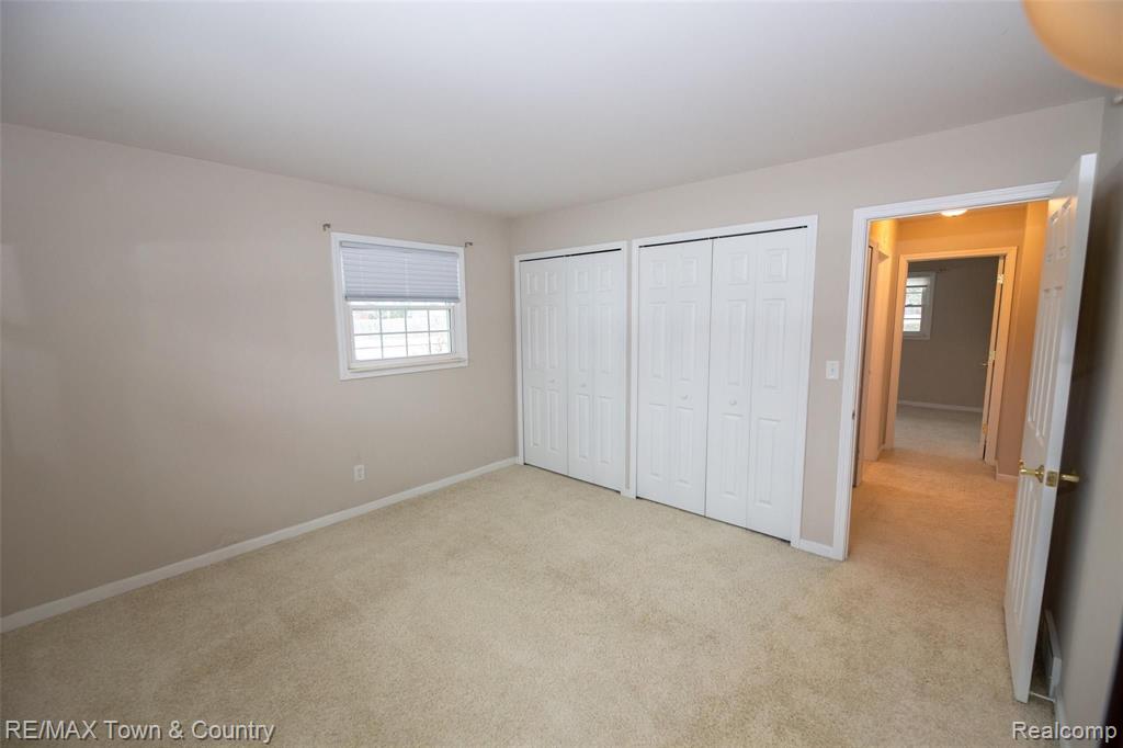 6359 Yorkshire North Riding Road Flint, MI 48532 - Photo 19 of 27