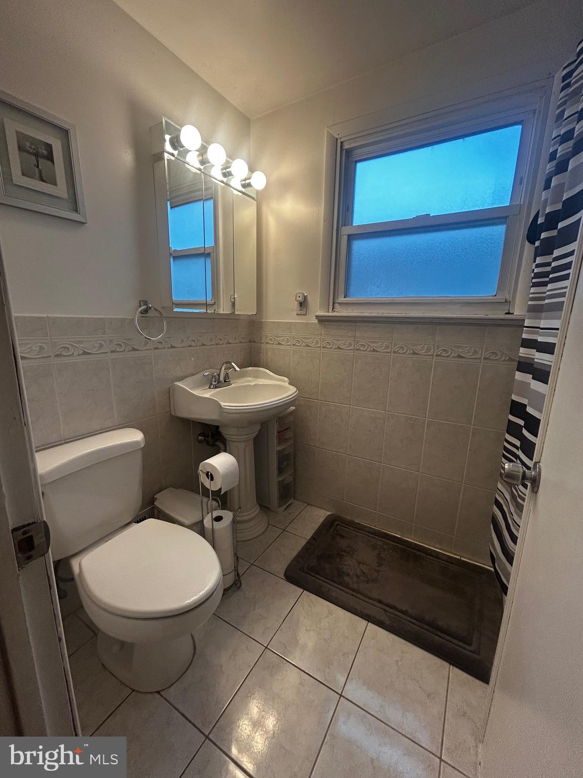 3456 Holyoke Road Philadelphia, PA 19114 - Photo 7 of 15 Gallery Image 7