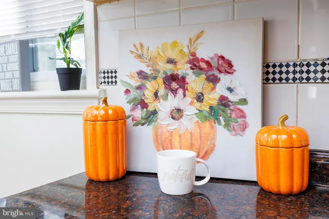 a close view of sink