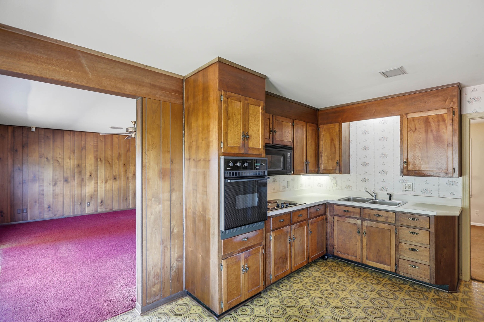 4231 Airport Road Springfield, TN 37172 - Photo 8 of 39 a kitchen with stainless steel appliances granite countertop a stove a sink and a refrigerator