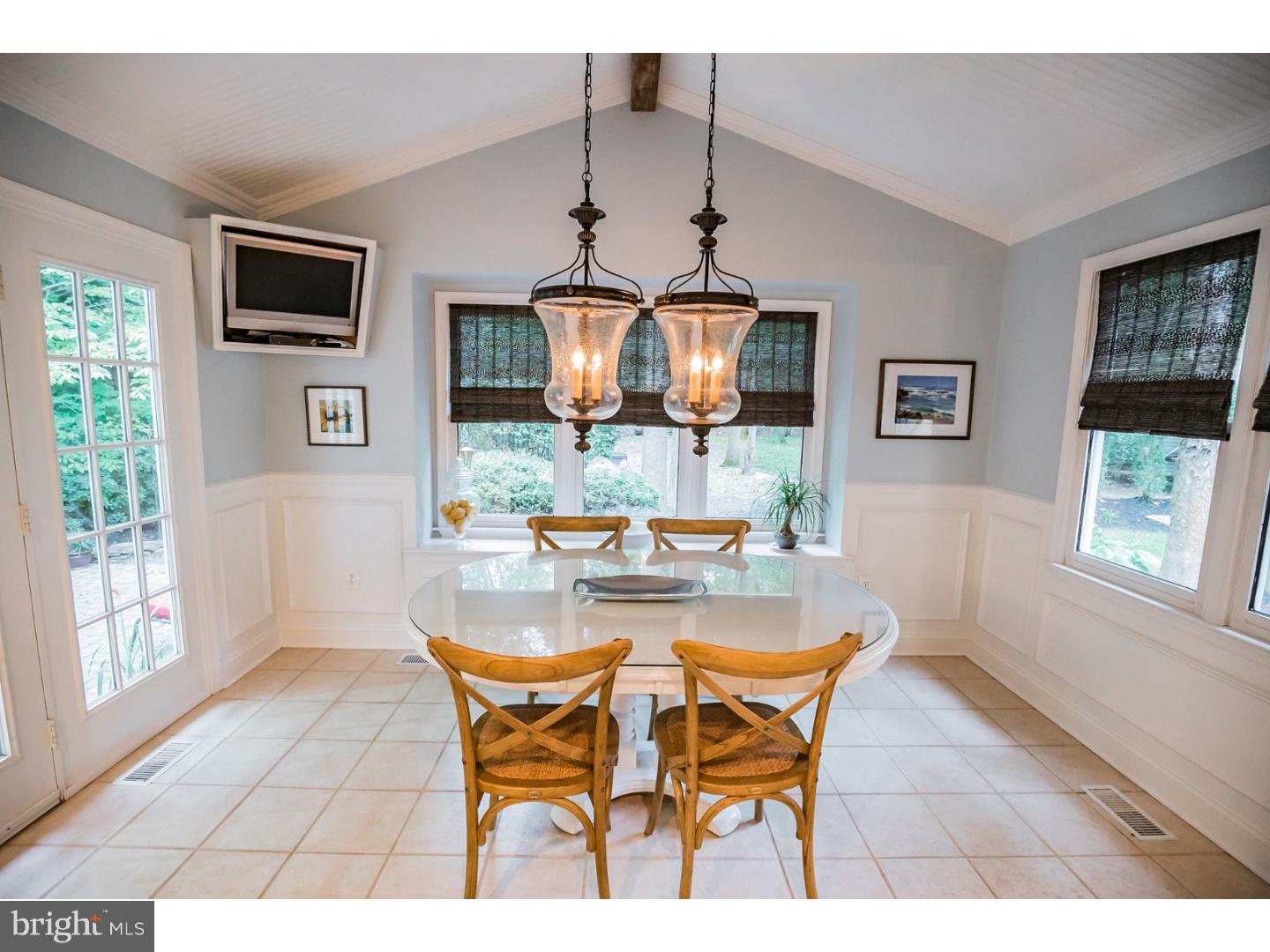 131 Rabbit Run Road Sewell, NJ 08080 - Photo 8 of 25 Gallery Image 8