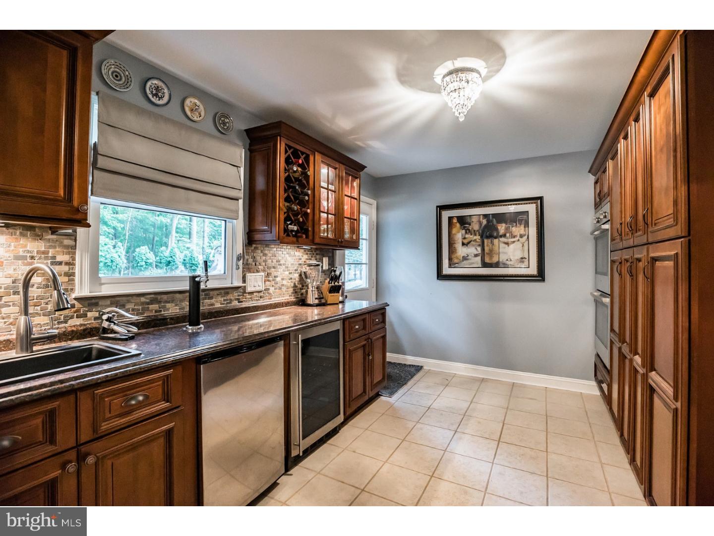 131 Rabbit Run Road Sewell, NJ 08080 - Photo 10 of 25 Gallery Image 10