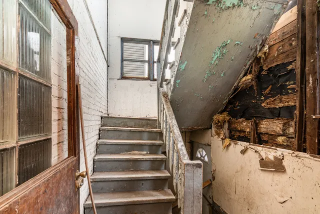 $184,700 | 4920 West Cortez Street, Chicago, IL 60651