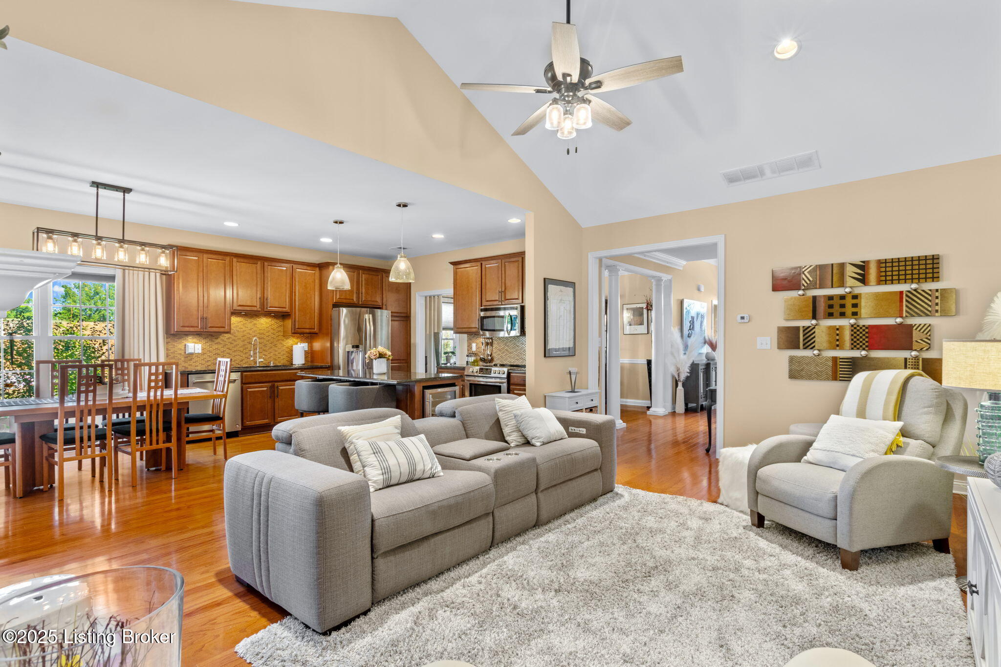 900 Ridge Point Drive Louisville, KY 40299 - Photo 20 of 45 18-web-or-mls-696A8428