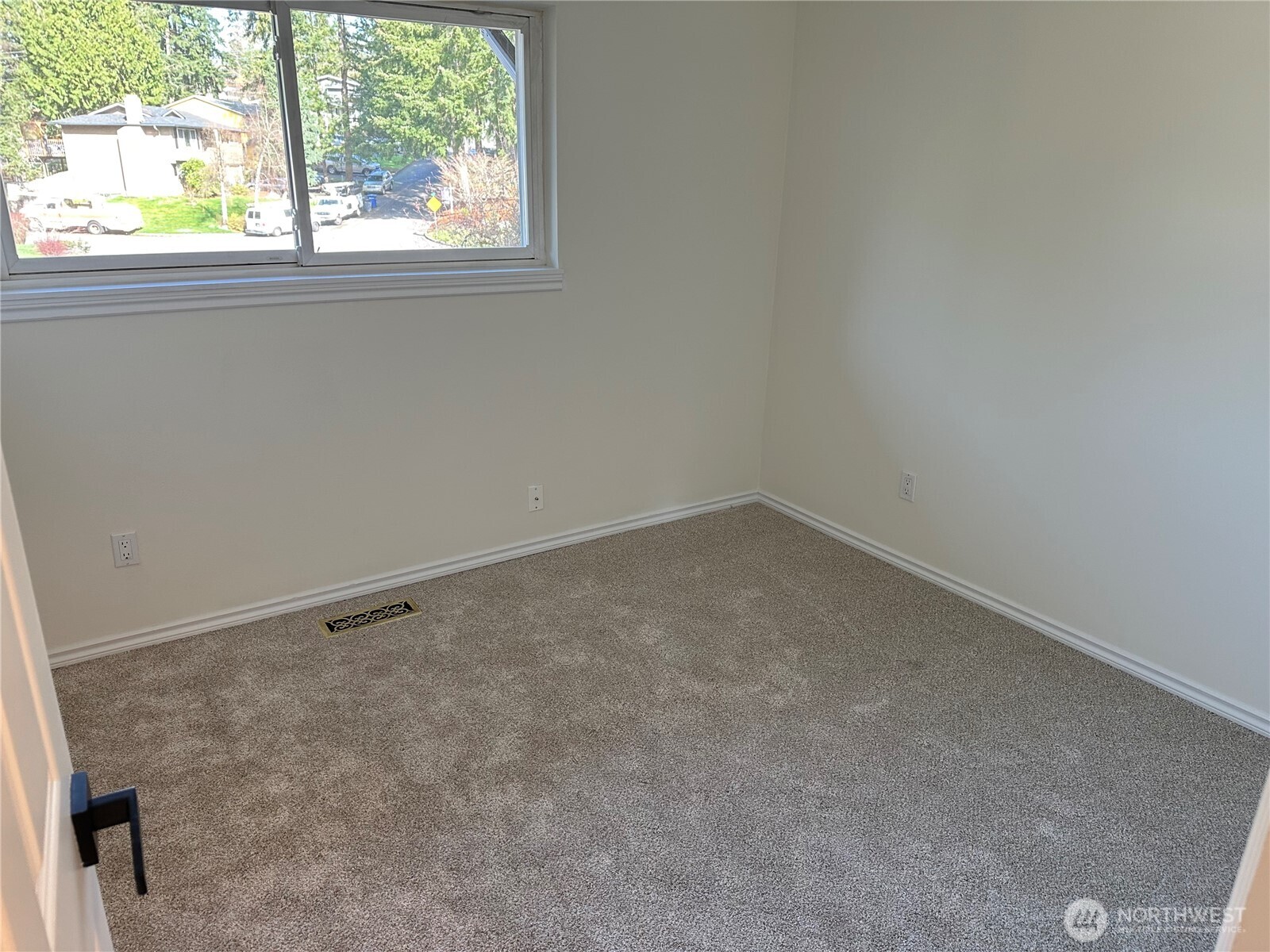 21923 3rd Place West Bothell, WA 98021 - Photo 13 of 19 an empty room with a window