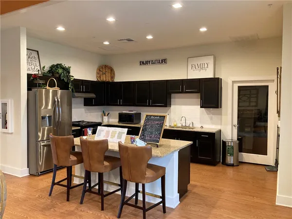 $1,590 | 2400 Louis Henna Boulevard, Unit 304, Round Rock, TX 78664