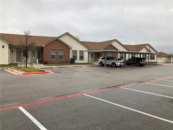 $1,590 | 2400 Louis Henna Boulevard, Unit 304, Round Rock, TX 78664