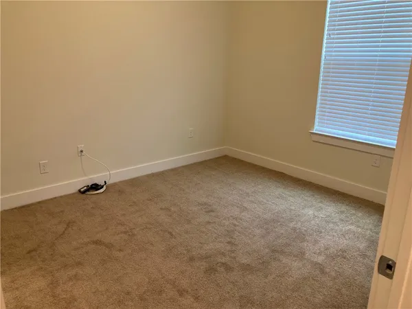 $1,590 | 2400 Louis Henna Boulevard, Unit 304, Round Rock, TX 78664