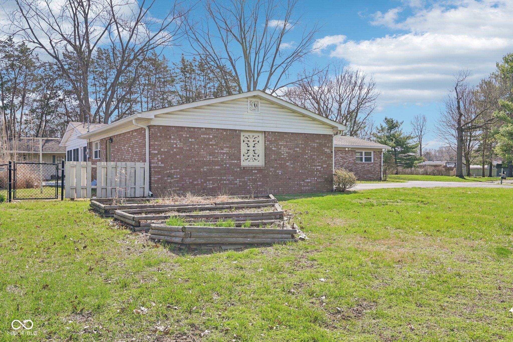 13205 Allisonville Road Fishers, IN 46038 - Photo 3 of 61