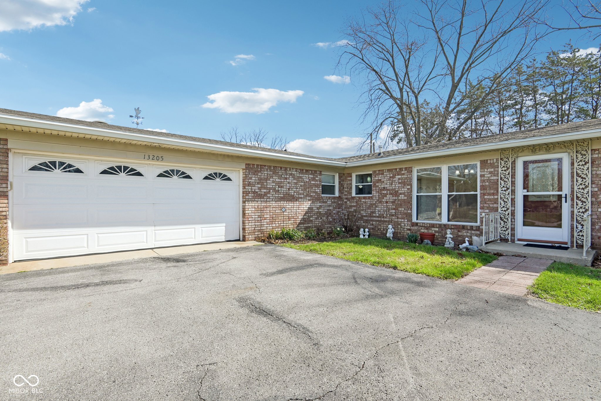 13205 Allisonville Road Fishers, IN 46038 - Photo 4 of 61