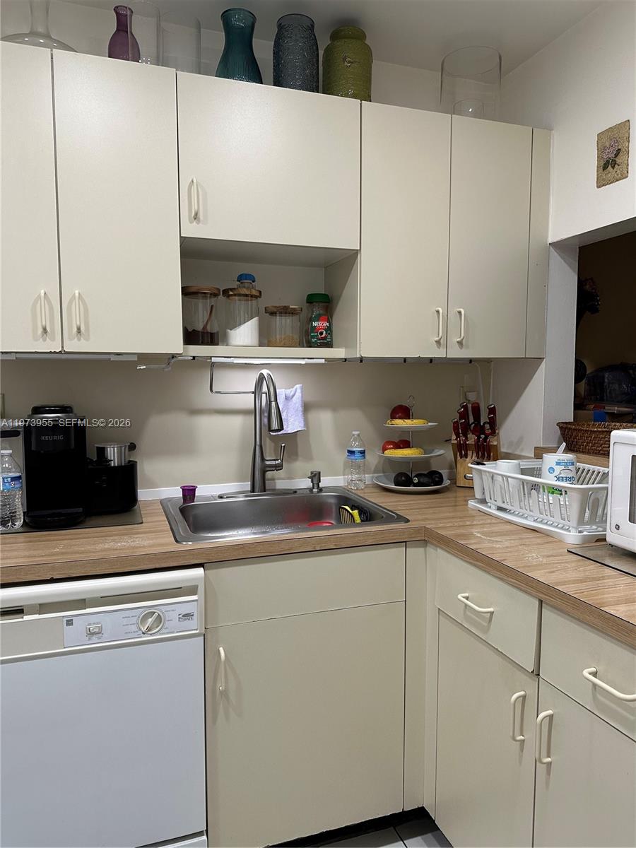 11307 Southwest 200th Street, Unit B202 Miami, FL 33157 - Photo 5 of 20