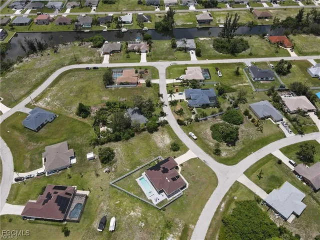 $60,000 | 105 Southwest 17th Place, Cape Coral, FL 33991