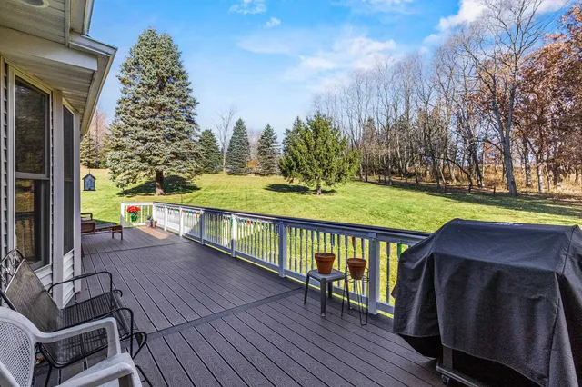 $649,500 | W2608 Menominee Drive, Markesan, WI 53946