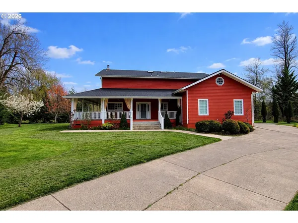 $1,055,000 | 78341 Snauer Lane, Cottage Grove, OR 97424