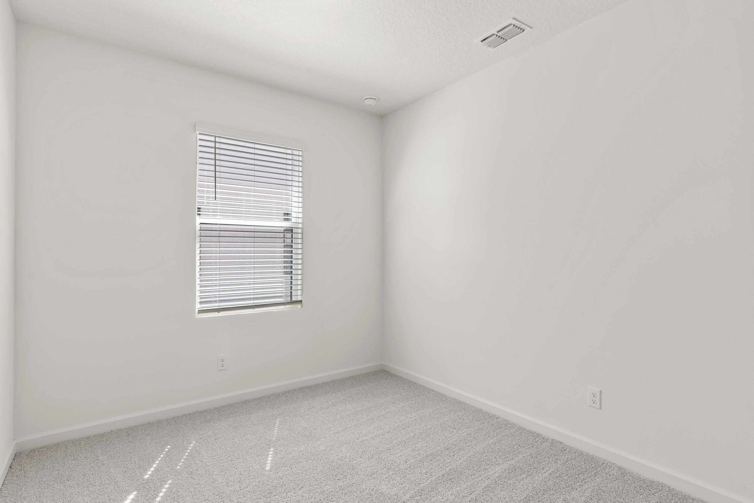 553 Seaspray Drive Fort Pierce, FL 34945 - Photo 23 of 73 21_1z3a4740